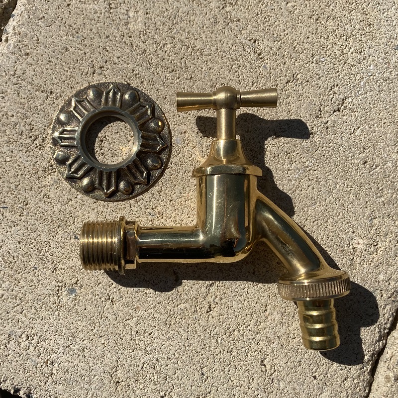 Mosadzný kohútik 1/2 - zlatý