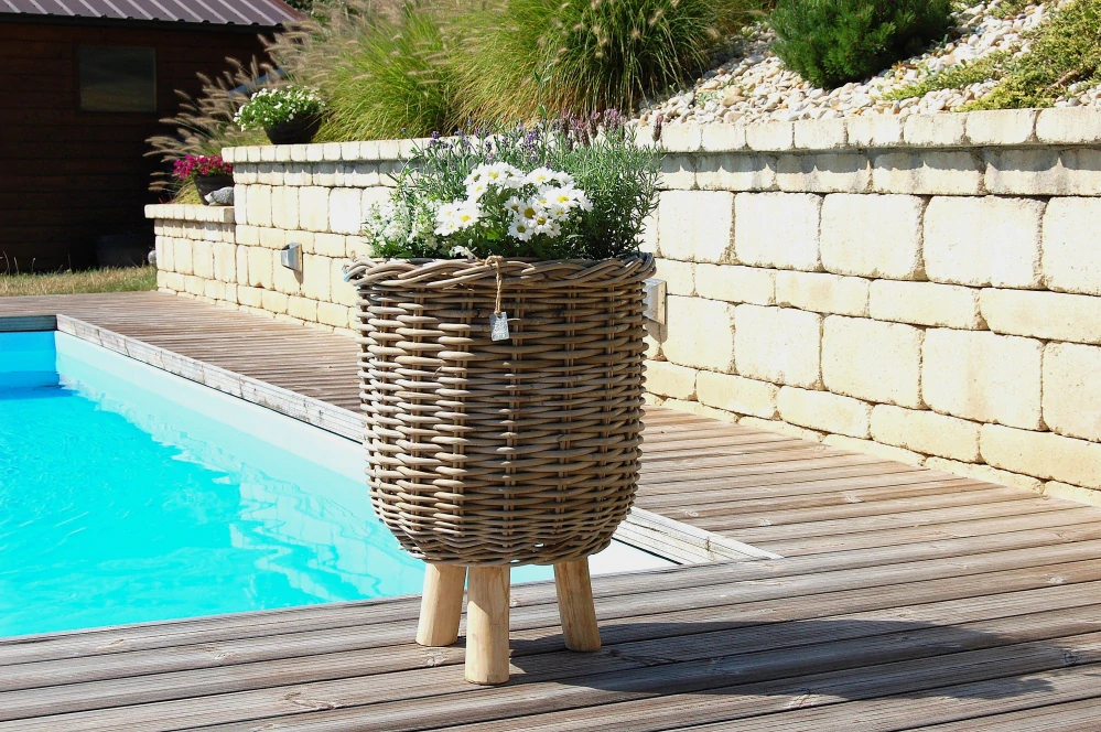 RATANOVÝ KÔŠ s nožičkami, grey, Ø41x54 cm