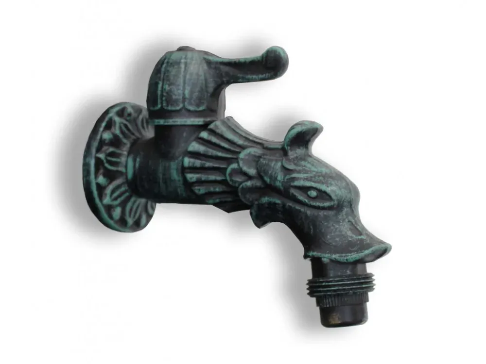 AZTE Vodovodný liatinový stĺpik s kohútikom DRAK, zelená patina