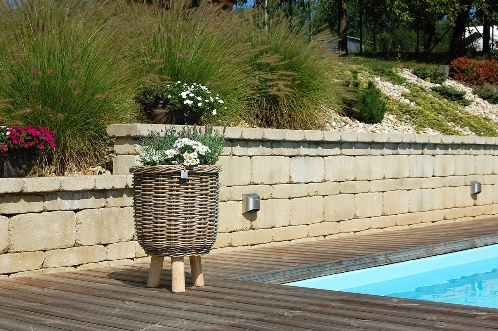 RATANOVÝ KÔŠ s nožičkami, grey, Ø41x54 cm