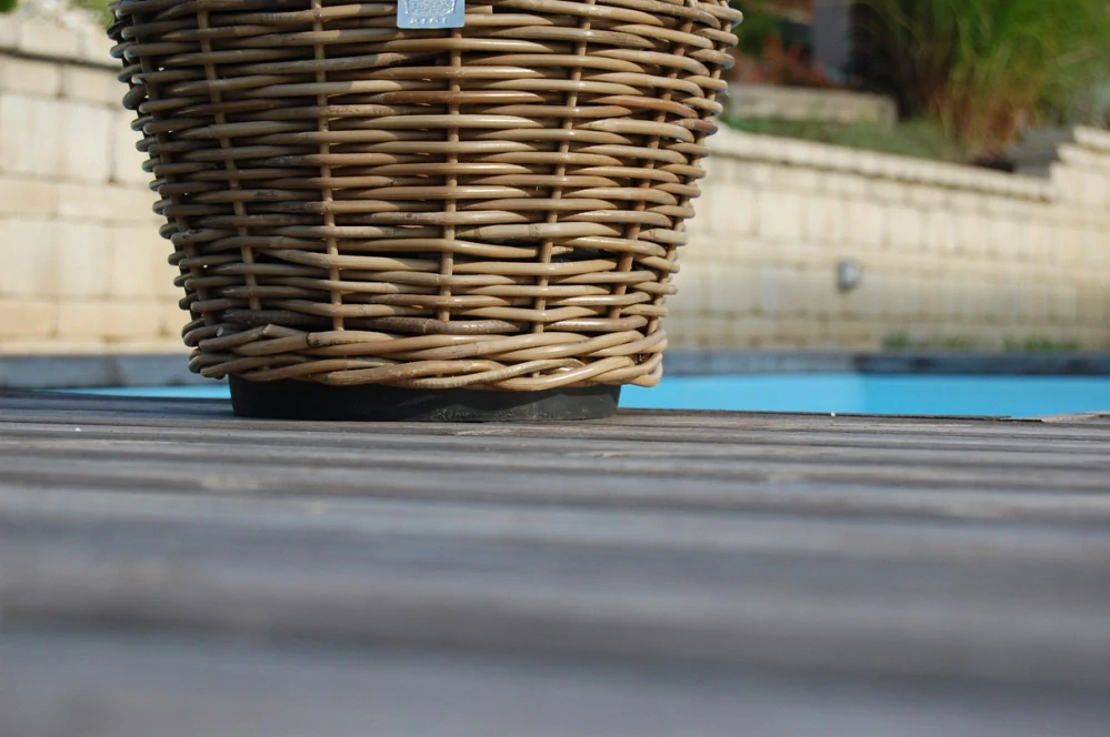 RATANOVÝ Kvetináč DRYPOT, Grey, Ø32x23 cm.