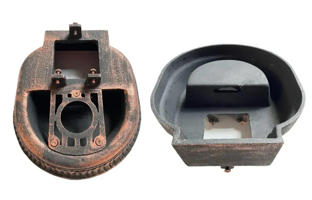 AZTE Vodovodný liatinový stĺpik, medená patina