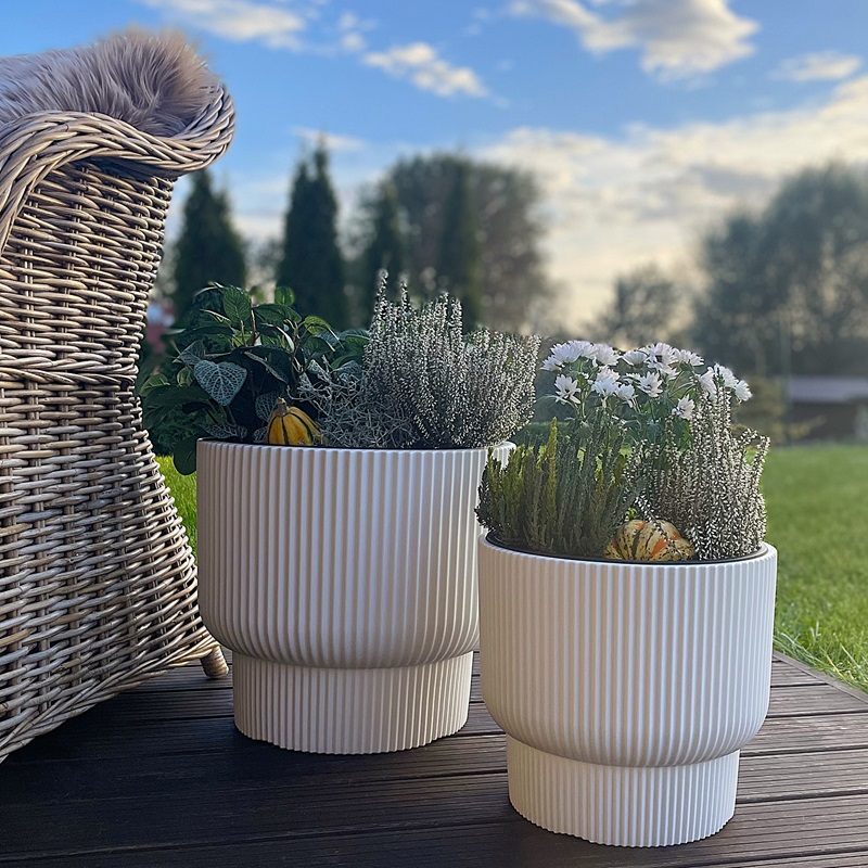 Kvetináče BIELE na PODSTAVCI - SADA 2 kusy